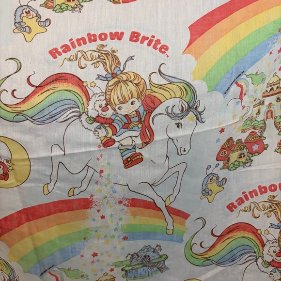 Vintage 1983 Hallmark Rainbow Brite Fitted Twin Bed Sheet - Picture 3 of 5
